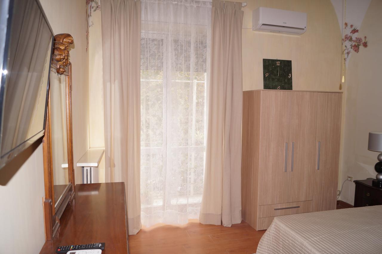 Al Primo Piano Bed And Breakfast Foggia Exteriör bild
