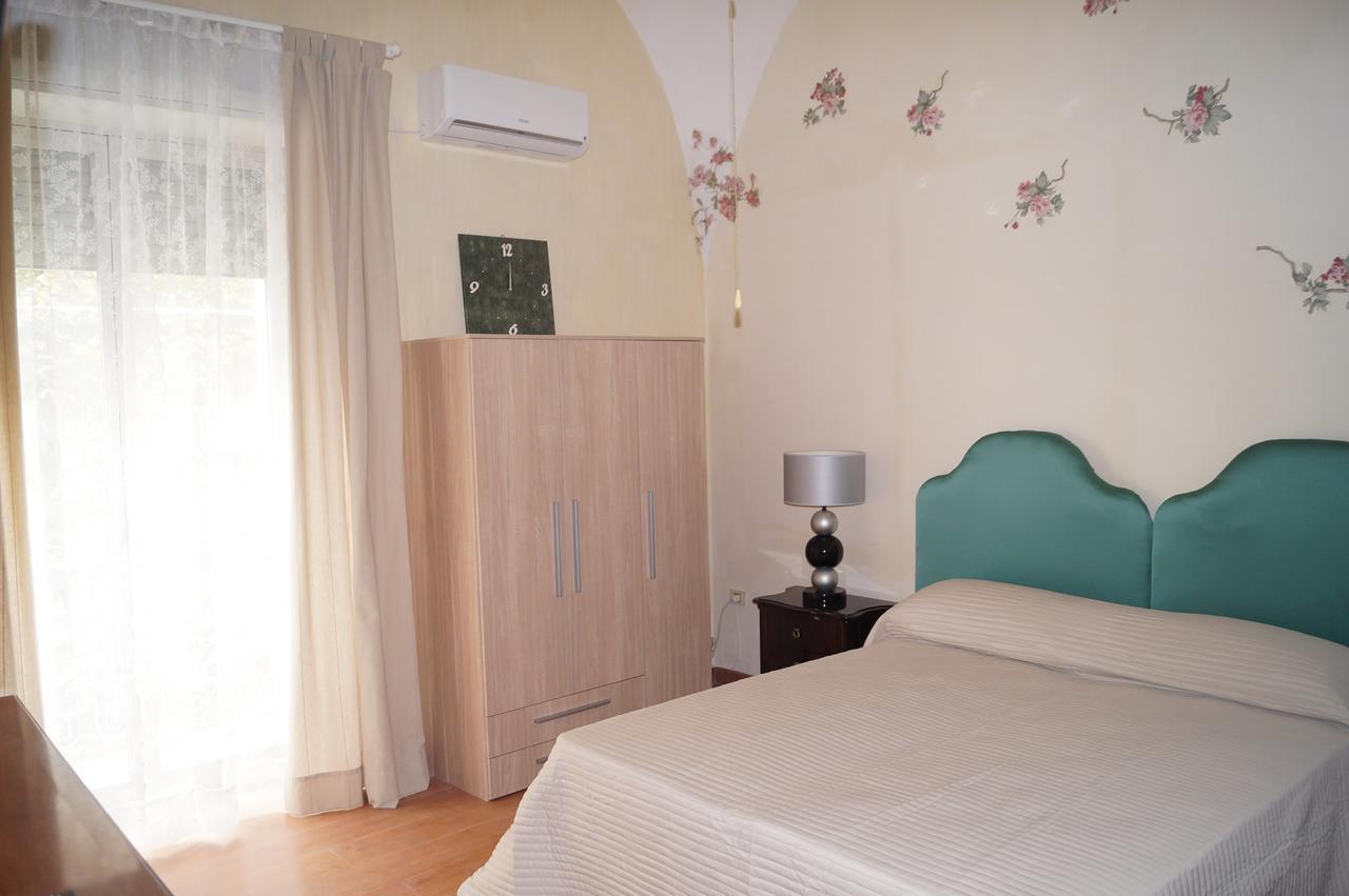Al Primo Piano Bed And Breakfast Foggia Exteriör bild